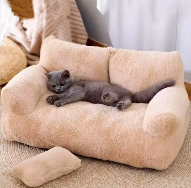 Kuscheliges Katzen-Sofa für Wärme & Geborgenheit